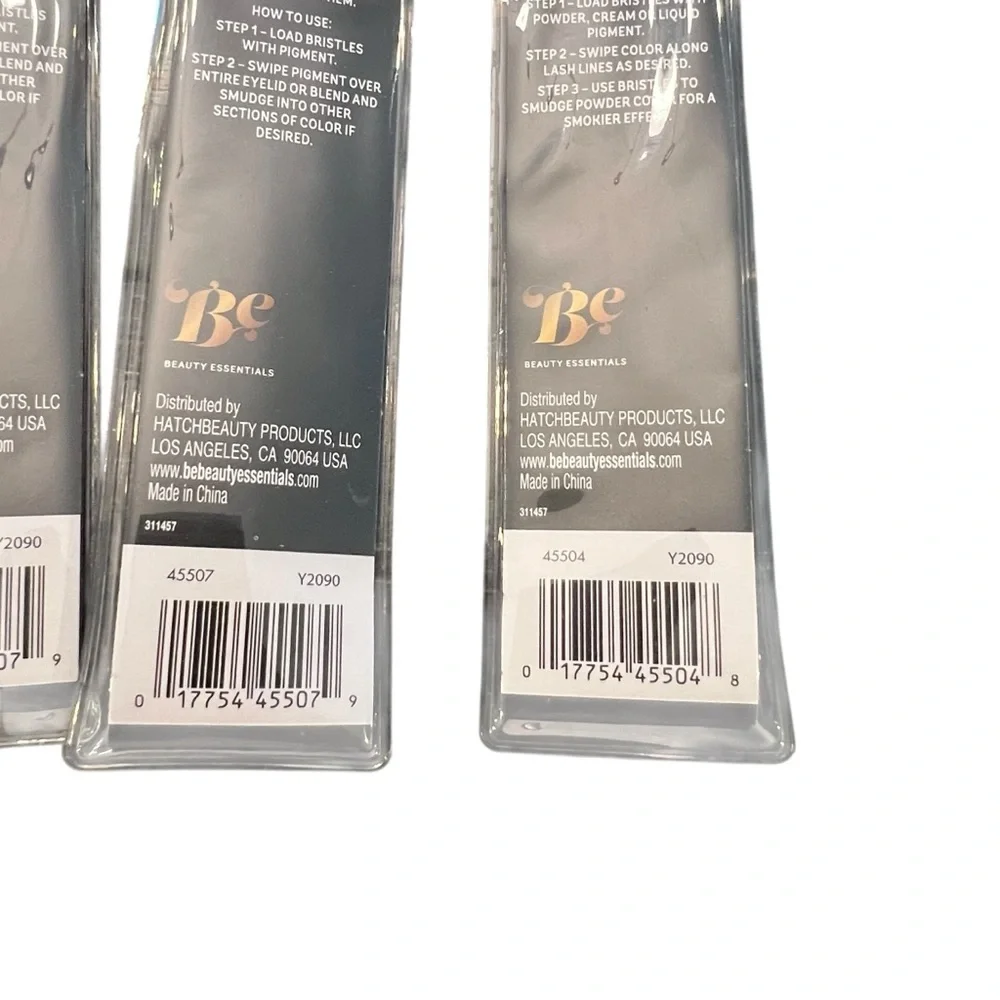 Beauty Essentials Makeup Brush 3 Pc‎ Eyeshadow & Eyeliner Brush Black White NEW